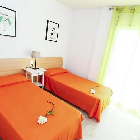 Ventura 4 Planet Costa Dorada Apartment *